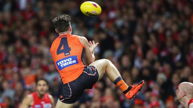 Giants Toby Greene marks raising his boot towards Sydney's Zak Jones during AFL Elimination Final between the Sydney Swans and GWS Giants at the SCG. Picture. Phil Hillyard