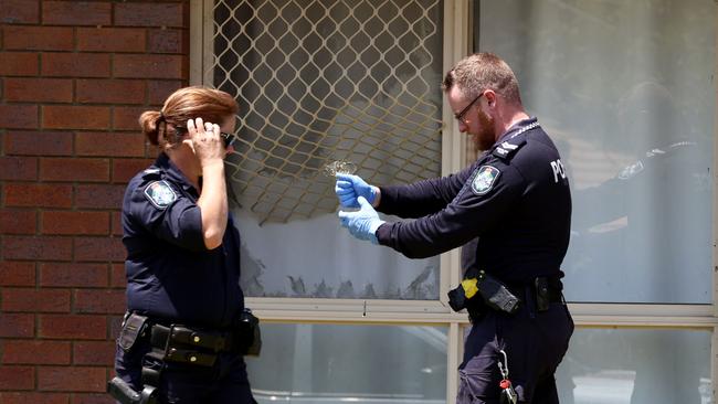 A dramatic police pursuit in which shots were fired at officers several times led to a suburb south of Brisbane to be shut down last Friday night. Picture: David Clark