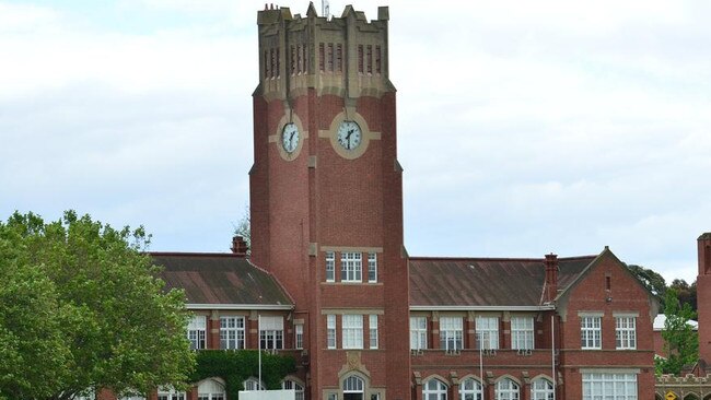 Geelong Grammar School offers boarding for years 7 to 12 students.