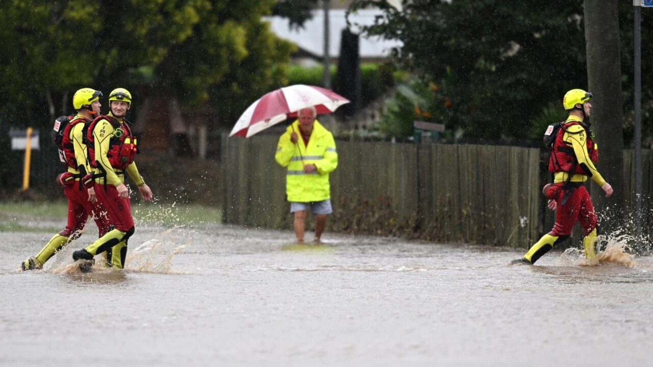 ADF rescues stranded flood victims