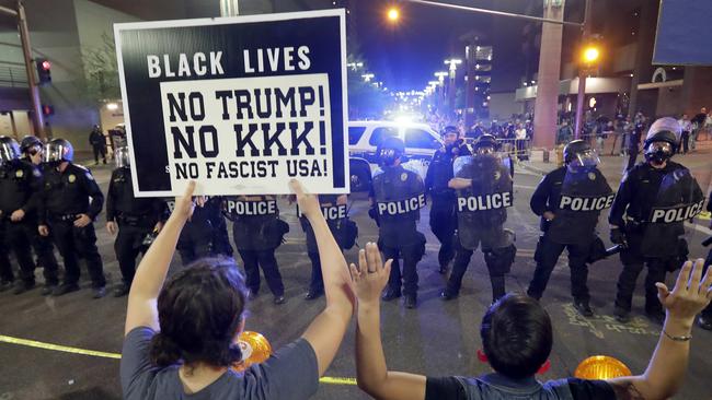 Donald Trumps Phoenix Rally Police Fire Gas At Protesters The Australian 3367