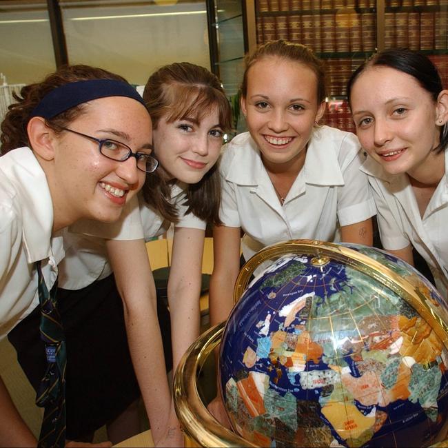 Natasha Bosanac 16 years, Alicia Grealy 16 years, Clare Manley 16 years, Sashi Van de Graaff 16 years and Ryoma Ohira 17 years.