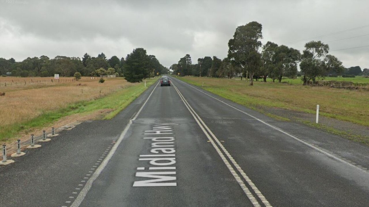 Meredith residents warned about grass fire on Midland Highway | Herald Sun