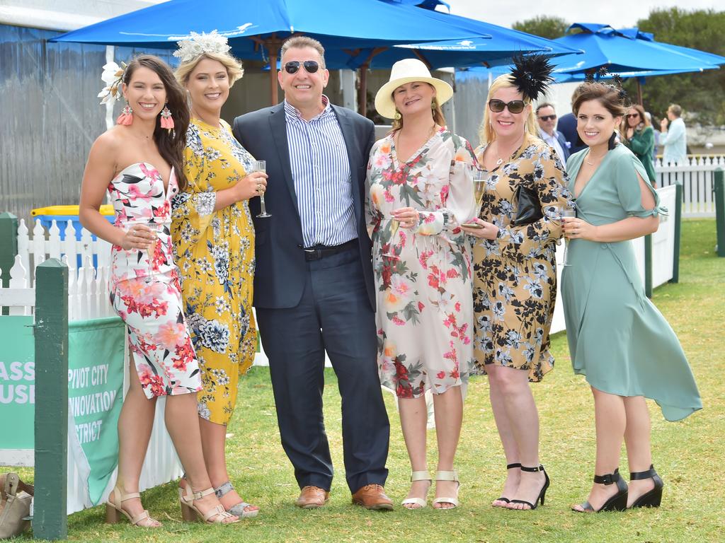 Geelong Cup trackside looks | The Mercury