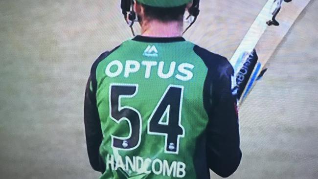Peter Handscomb sports a jersey with a spelling error.