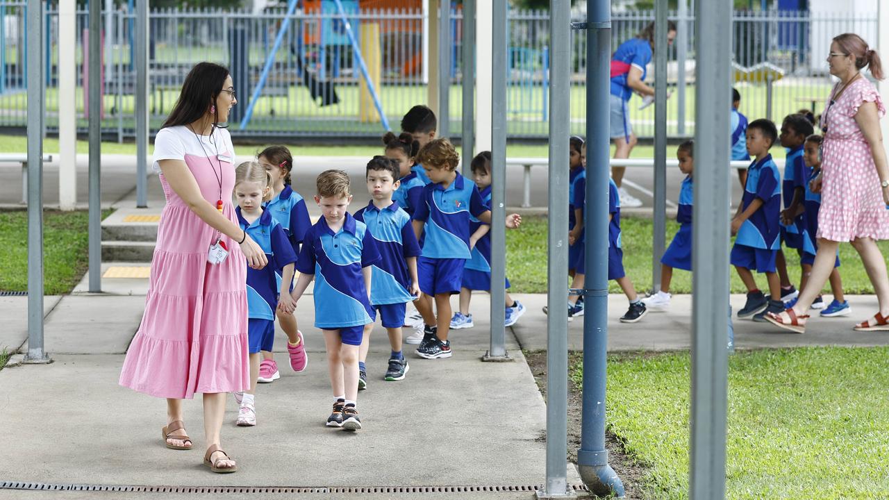 Edge Hill State School, Parramatta Park State School first day of ...