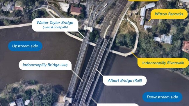 The existing Indooroopilly river crossings.