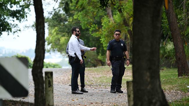 Police at Rudyard St, Inala, after a man, 52, died in hospital after an alleged bashing in the area. Picture: Lyndon Mechielsen