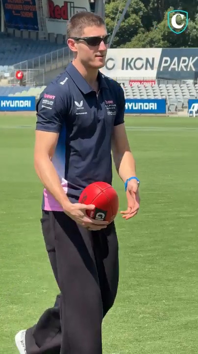 Aussie F1 driver Jack Doohan shows of his AFL skills