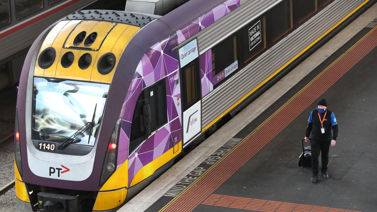 V/Line train workers are expected to go on strike on Friday morning. Picture: NCA NewsWire / David Crosling