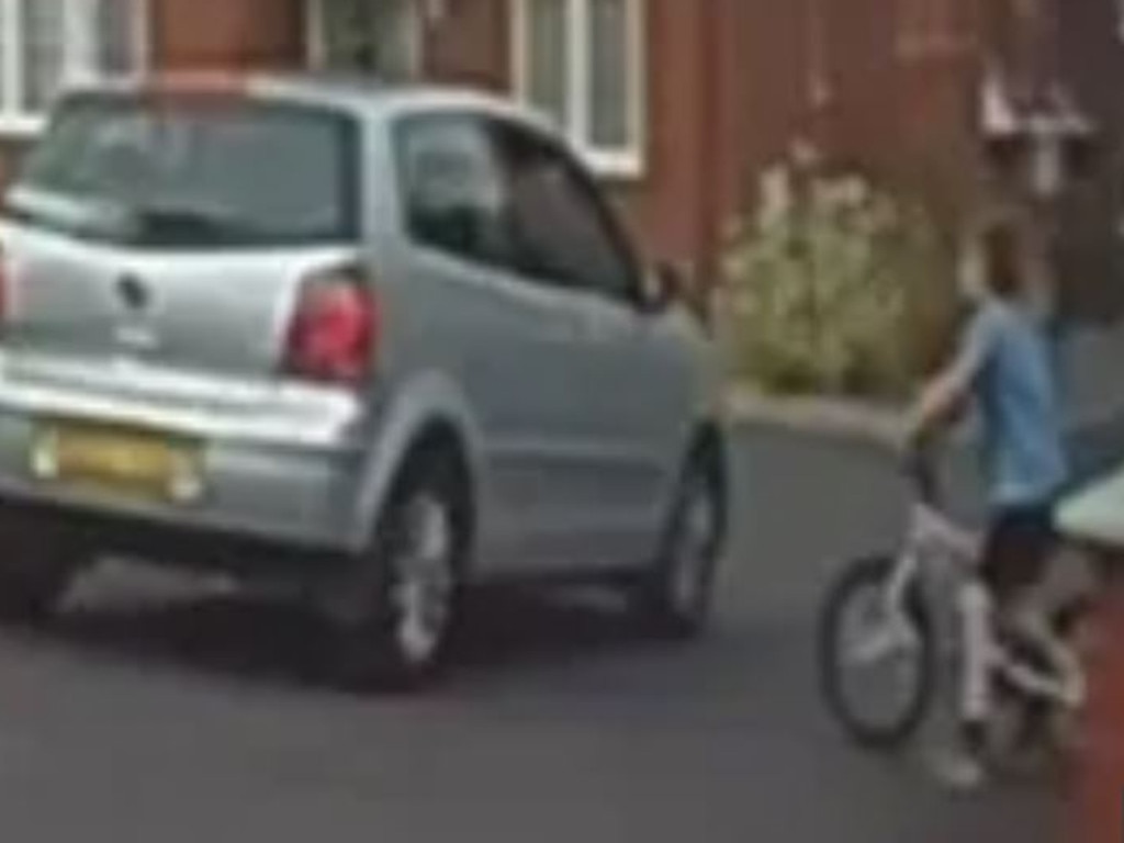 Smith pulls up in his VW alongside his victim. Picture: Supplied/The Sun