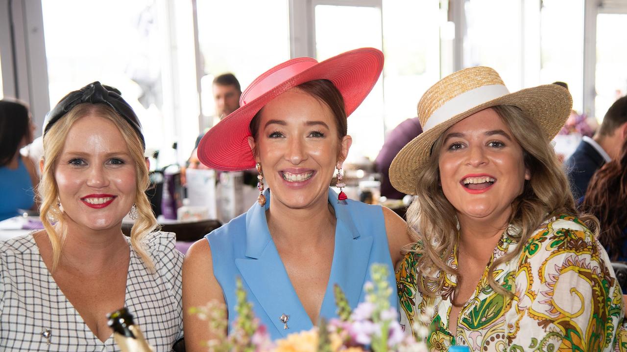 Stef Roberts (left), Annie Glover and Molly Beck.The Audi Centre Toowoomba Weetwood. Clifford Park Racecourse.Saturday, September 23, 2023