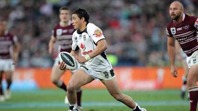 Kevin Locke playing for the New Zealand Warriors. (AAP Image/Action Photographics, Rob Coxx)