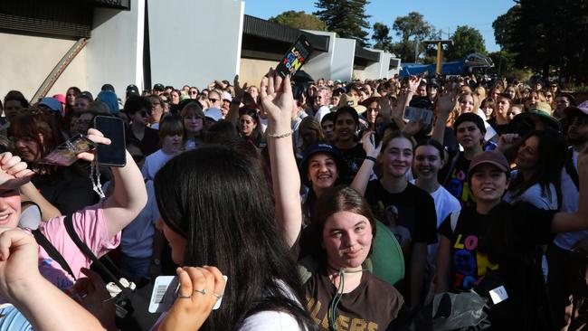 PERTH, AUSTRALIA - NewsWire Photos FEBRUARY 20th ÃÂ 2023: Fans lined up from early morning in an attempt to get a good position for the Harry Styles' concert at PerthÃ¢â¬â¢s HBF Park Monday night. Picture: NCA NewsWire /Philip Gostelow