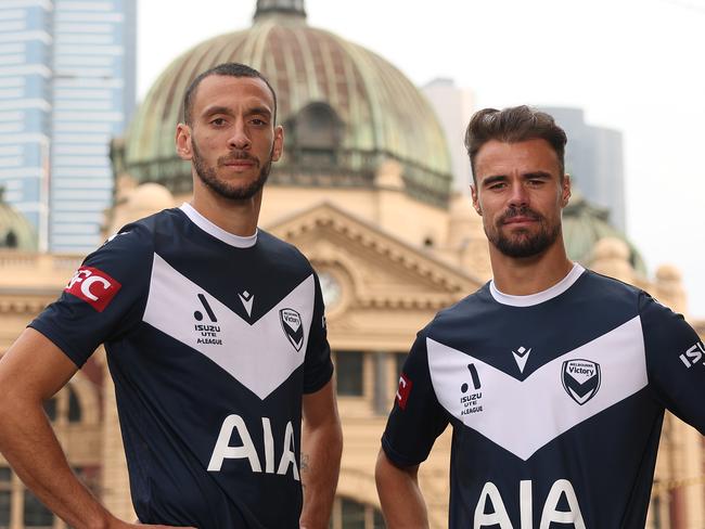 MELBOURNE, AUSTRALIA - MAY 09: Roderick Miranda and Damien Da Silva of the Victory pose during a Melbourne Victory A-League Mens Media Opportunity on May 09, 2024 in Melbourne, Australia. (Photo by Robert Cianflone/Getty Images)