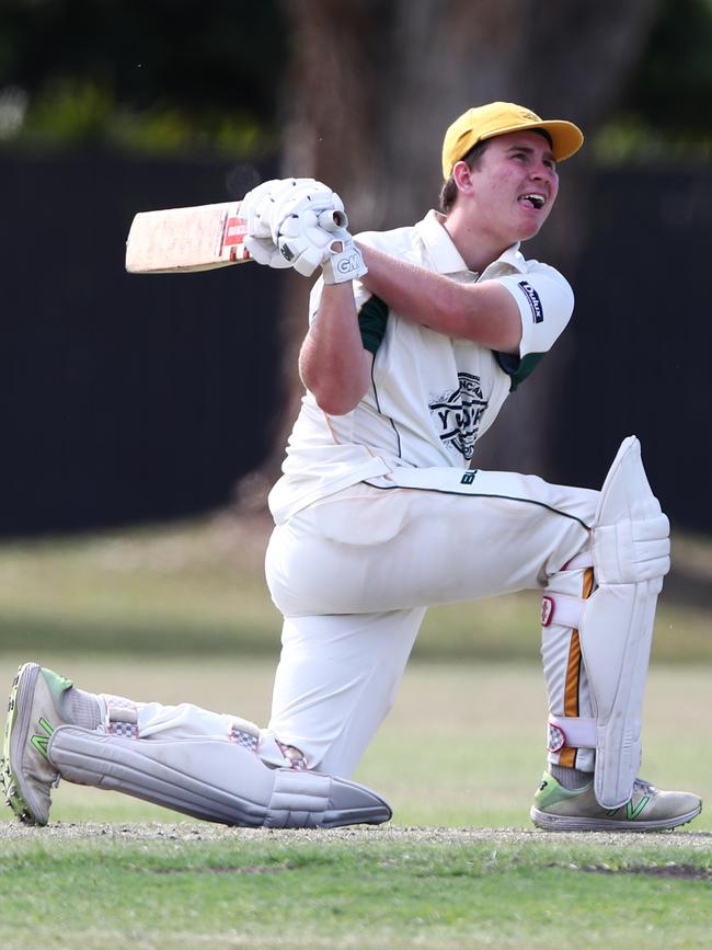 Queen's batsman Mitchell Freeman tried to help chase down Alberton’s score. Photograph: Jason O'Brien