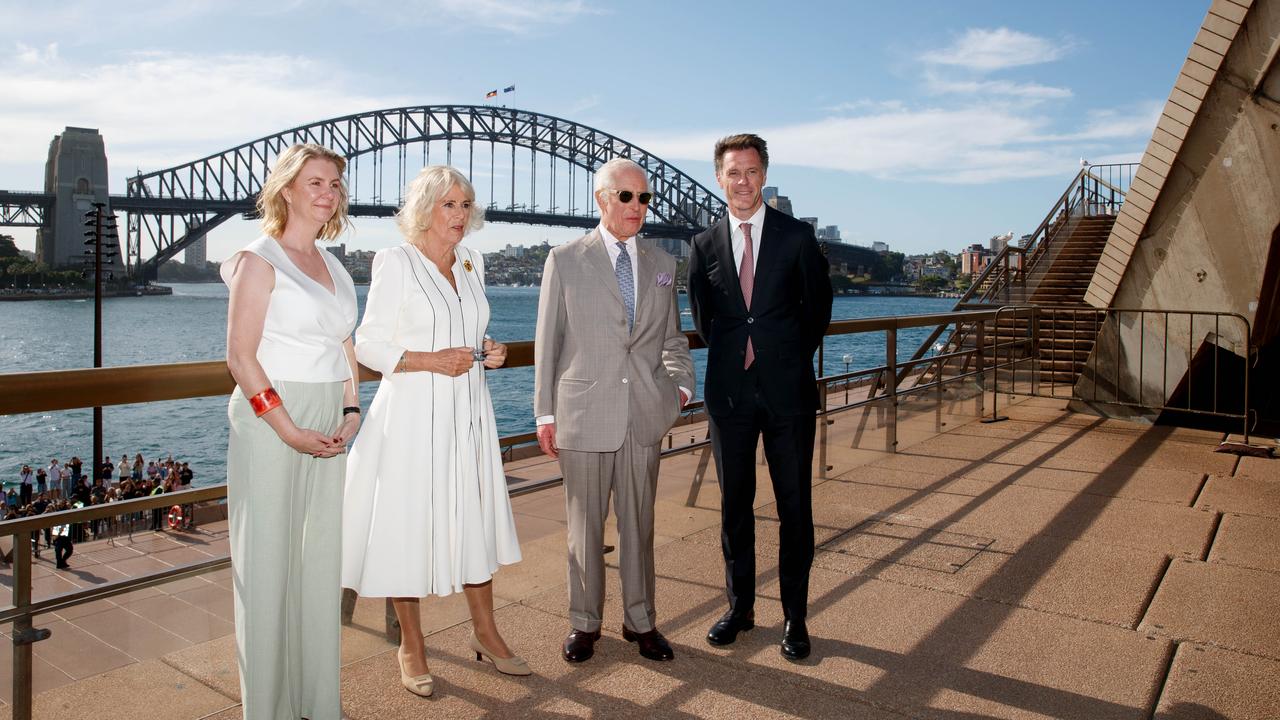 The King, Queen, Premier Chris Mins and Mrs Minns stop for a moment in the iconic Sydney spot. Picture: NewsWire / Nikki Short