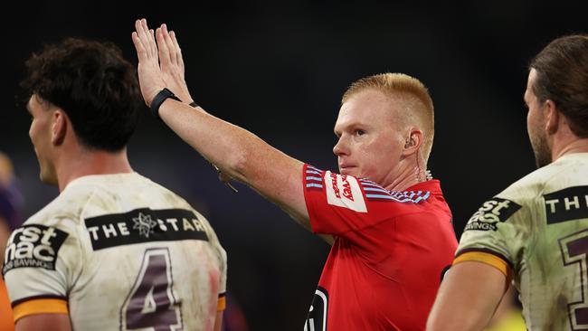 Referee Todd Smith sends Herbie Farnworth to the sin bin. Photo by Robert Cianflone/Getty Images