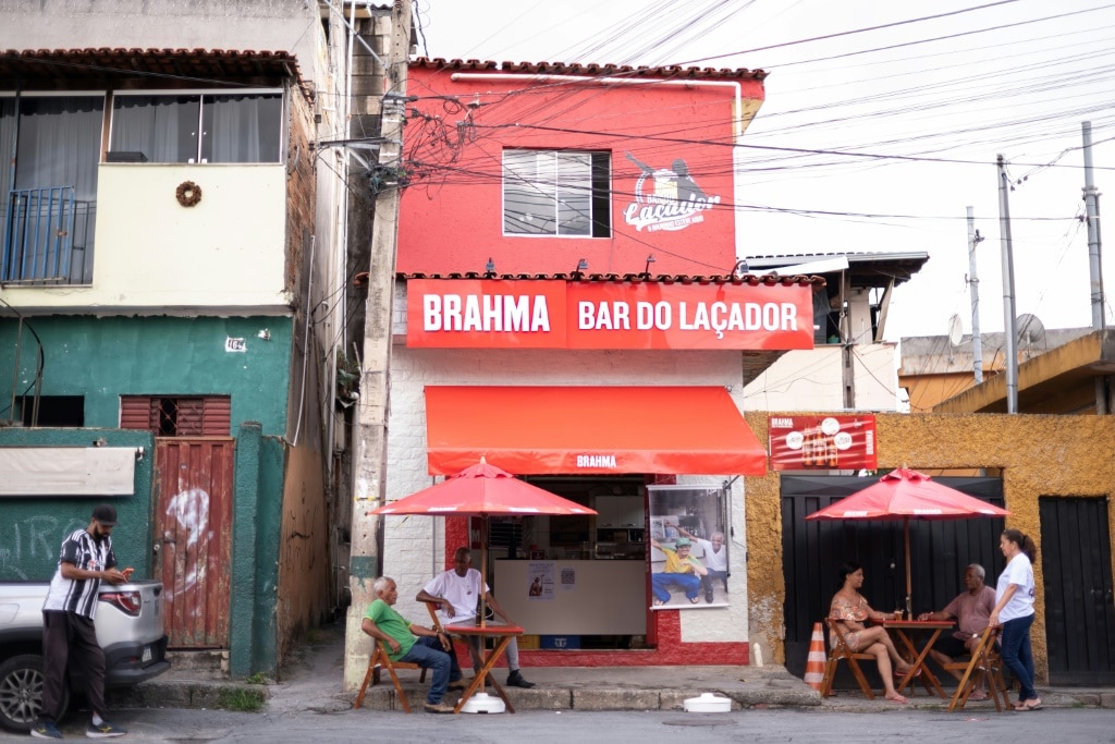 Brazil bar gets 24K Magic moment with Bruno Mars visit