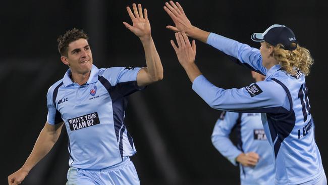 Sean Abbott ripped through the Tasmanian batting at North Sydney Oval.