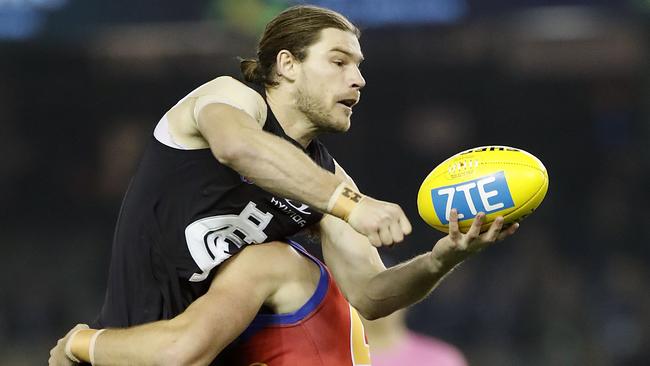 AFL Round 11. Carlton vs. Brisbane Lions at Etihad Stadium in Melbourne. Bryce Gibbs. Picture: Alex Coppel