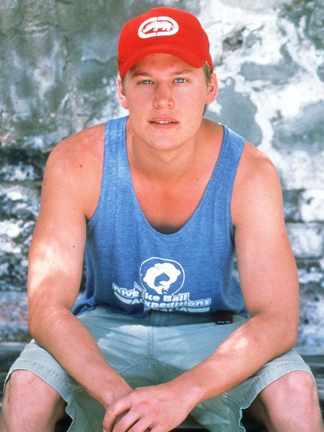 Actor David Hoflin played Jason Bates in Ocean Girl.