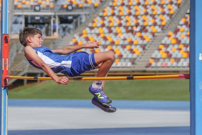 AIC Track &amp; Field Championships from QSAC, Photos by Stephen Archer