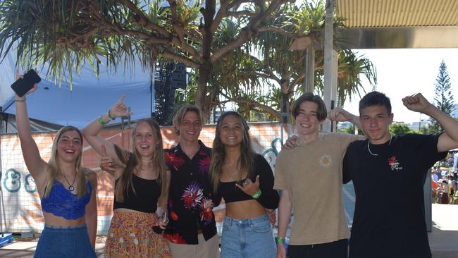 Indiana Wright, Summer King, Jay Perdue, Sarah Clark, Zane Usher and Herley Usher at the 2022 Caloundra Music Festival. Photo: Elizabeth Neil