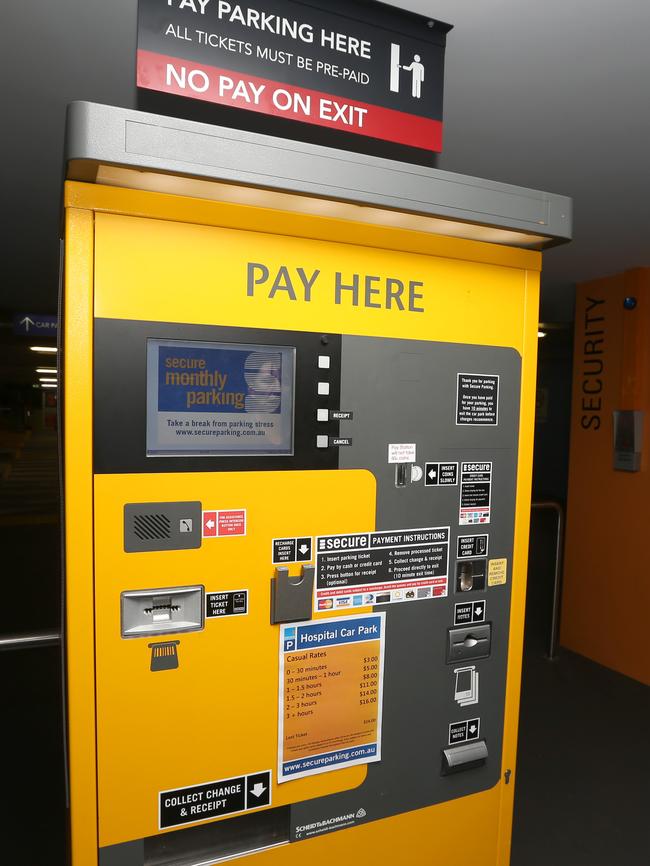 Pay machine at the GCUH.