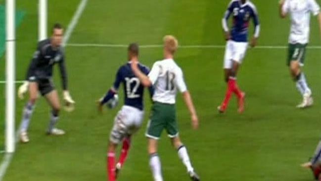 When was Thierry Henry handball vs Ireland? Year of controversial play that  knocked Irish out of World Cup