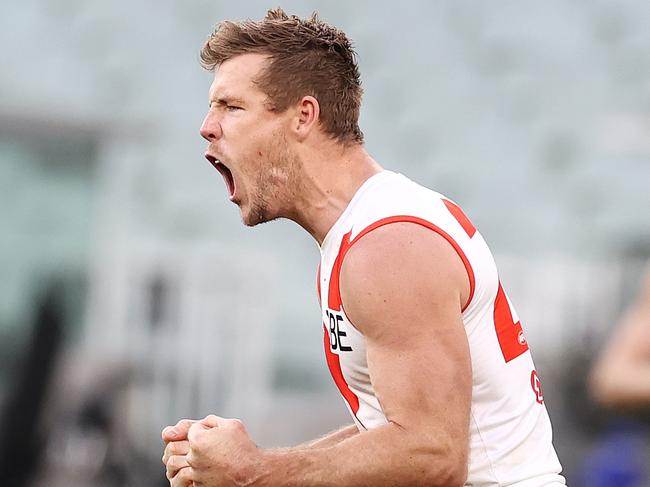 AFL Round 20. Essendon v Sydney Swans at the MCG, Melbourne. 01/08/2021.   Sydneys Luke Parker enjoys a 3rd qtr goal   .  Pic: Michael Klein