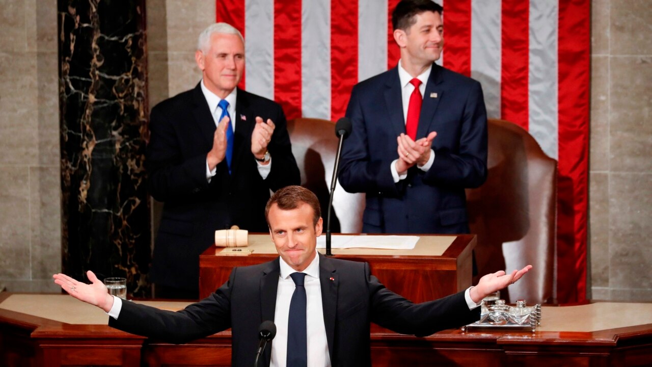 Macron receives standing ovation in Congress 