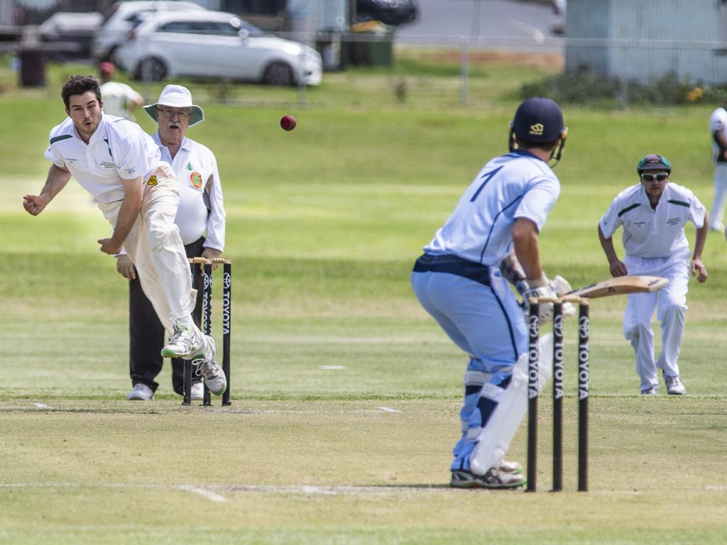 Jordan Lanza bowls for Stanthorpe. Mitchell Shield cricket, Toowoomba Reps vs Stanthorpe. Sunday. 17th Jan 2021