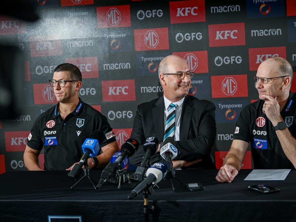 Port Adelaide announces its succession plan involving Ken Hinkley and Josh Carr in February.