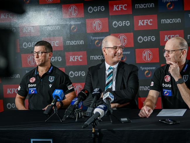 Port Adelaide announces its succession plan involving Ken Hinkley and Josh Carr in February.