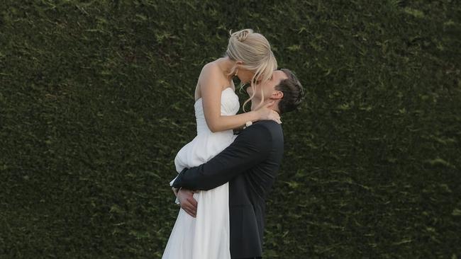 Zaine Cordy and Georgia Ringersma marry in Willaura. Picture: Bianca Virtue Weddings