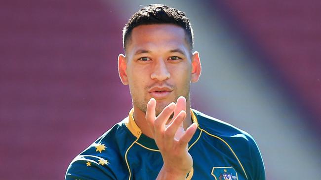 Israel Folau is returning to rugby league with the French club Catalans.