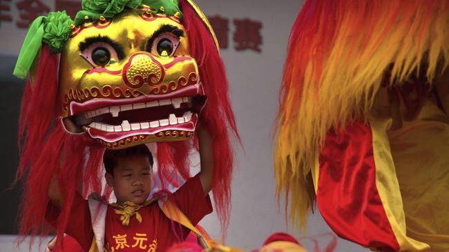 Master the art of tradition Chinese lion dance at Springvale Neighbourhood House.