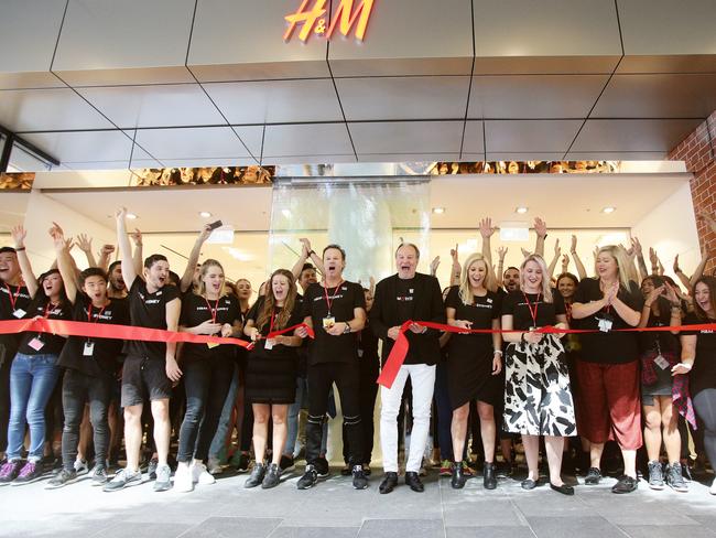 H&m pitt shop st opening hours