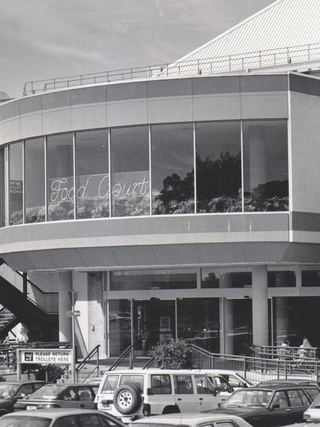 The food court entrance.