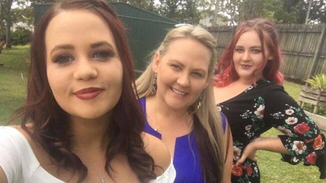 Shavaun Emmerson with mum Wendy Emmerson and sister Courtney Brooke. <br/>Photo: Shavaun Emmerson