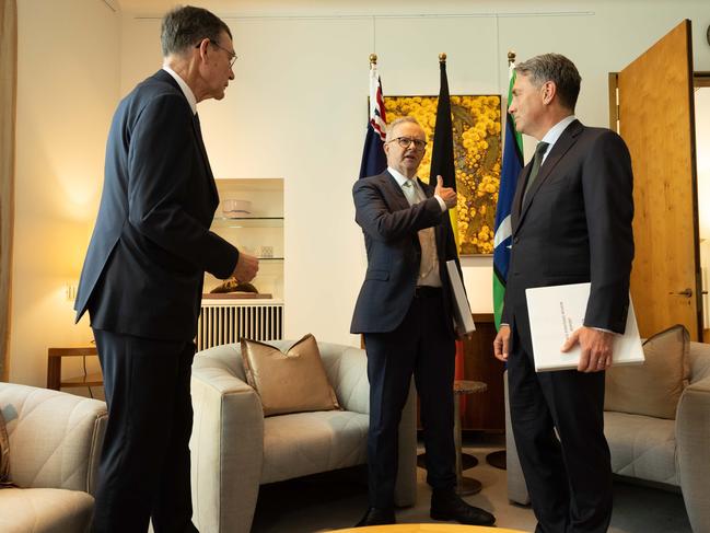 CANBERRA, AUSTRALIA - NewsWire Photos FEBRUARY 14, 2023: Prime Minister, Anthony Albanese and Deputy Prime Minister Richard Marles with Sir Angus Houston to receive the Defence Strategic Review, in Parliament House in Canberra.Picture: NCA NewsWire / Gary Ramage