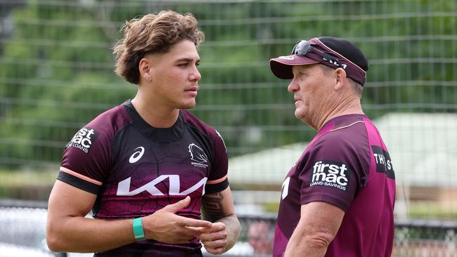 Reece Walsh talking with coach Kevin Walters, Brisbane Broncos training, Red Hill. Picture: Liam Kidston