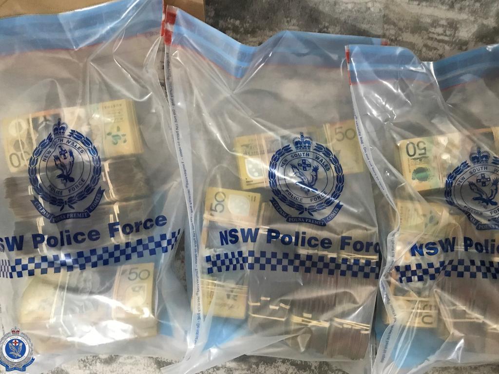 Sydney Drug Bust: Police Seize 1.1kg Of Cocaine And $330,000 | Daily ...