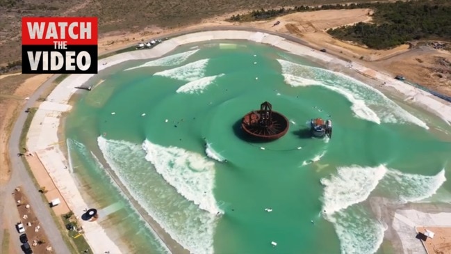 Exclusive - Gold Coast surfers try out Surf Lakes artificial wave pool