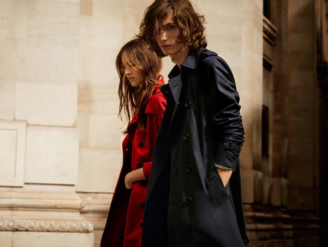 Burberry Heritage Trench Coat