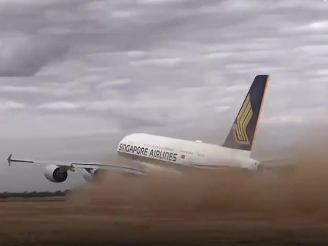 Video: A380 leaves NT airport boneyard to return to service