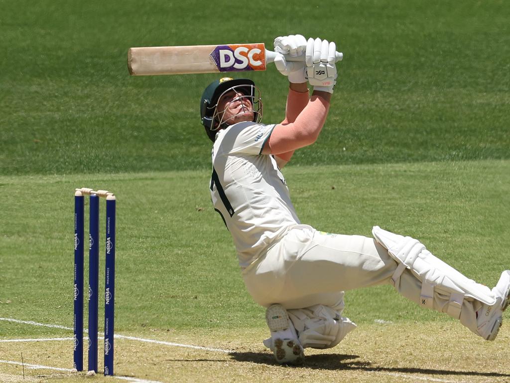 David Warner laps Shaheen Shah Afridi for six. Picture: Paul Kane/Getty Images