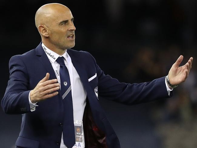 MELBOURNE, AUSTRALIA - OCTOBER 15: Victory coach Kevin Muscat reacts during the round two A-League match between Melbourne Victory and Melbourne City FC at Etihad Stadium on October 15, 2016 in Melbourne, Australia. (Photo by Robert Cianflone/Getty Images)