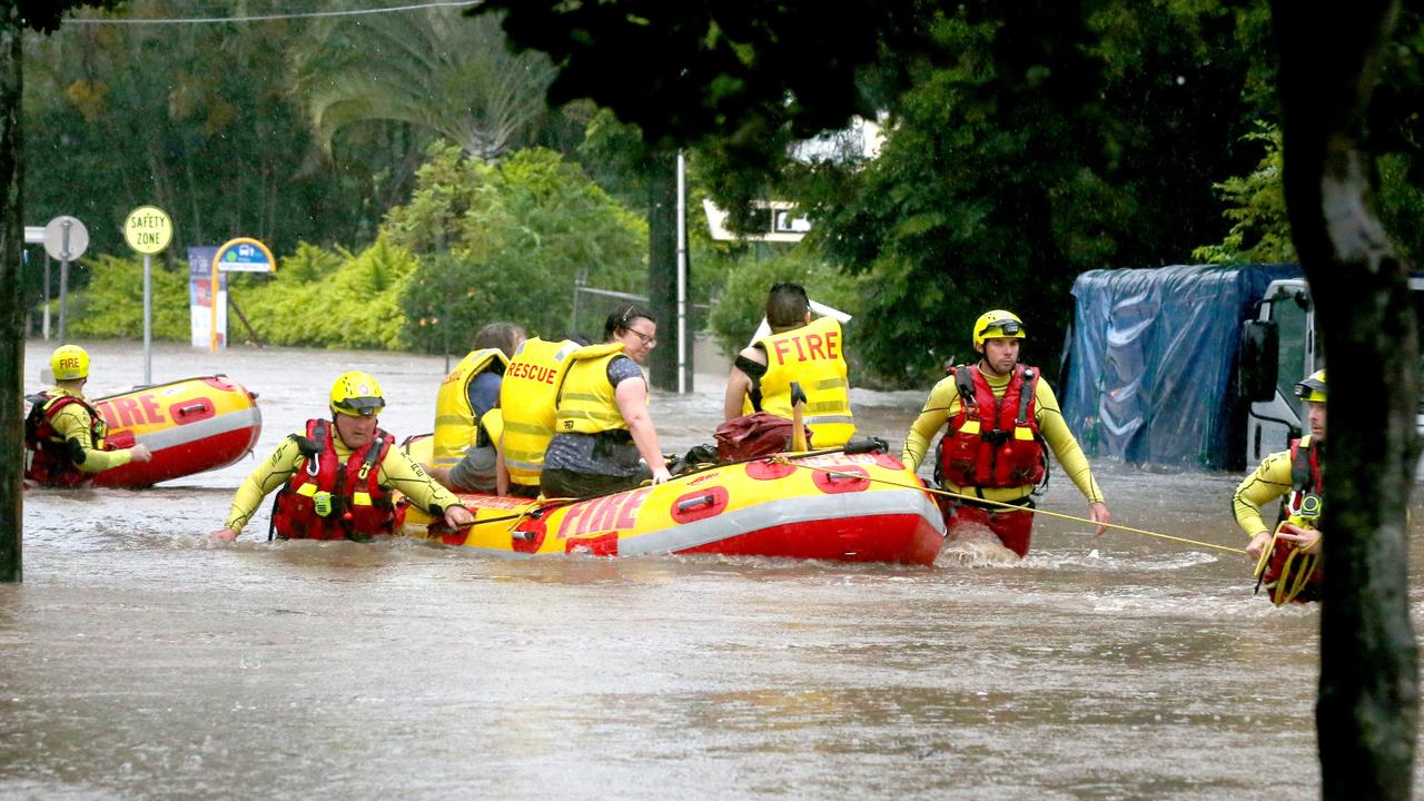 Emergency crews in Brisbane suburbs during flooding in early 2022. Picture: Steve Pohlner